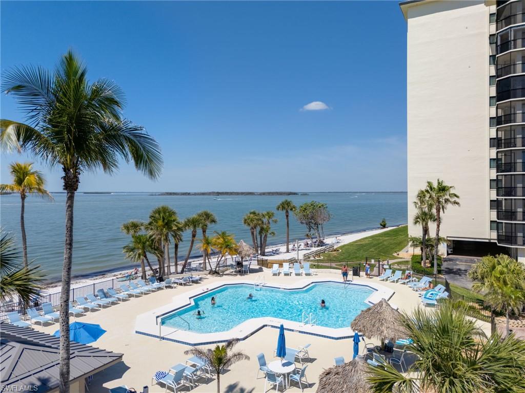 SANIBEL HARBOUR TOWER CONDO - Residential