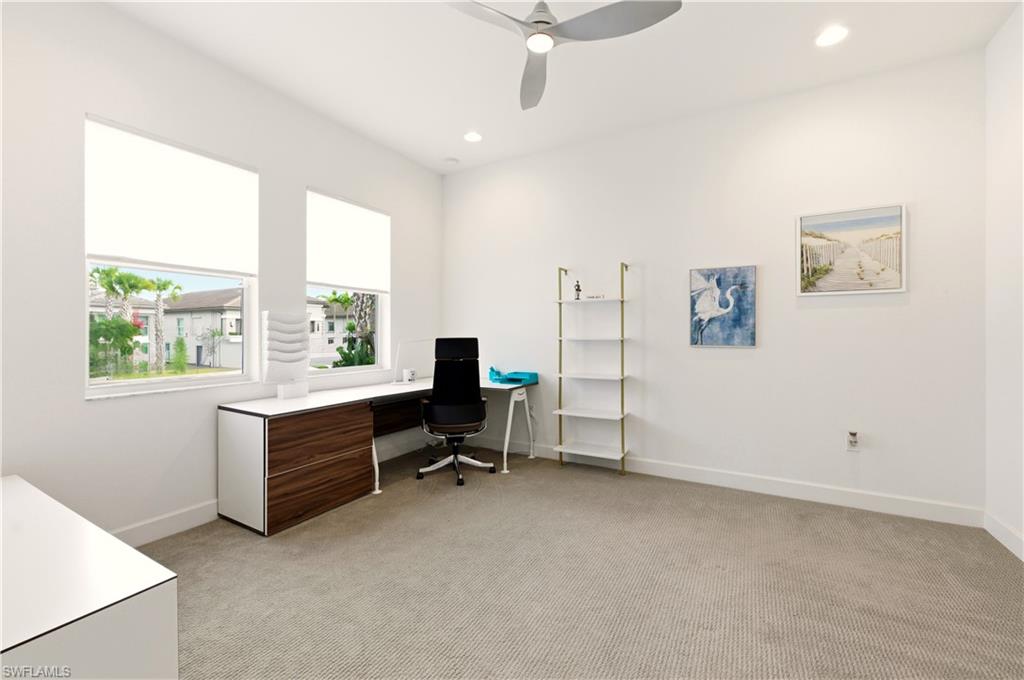 VALENCIA TRAILS - Residential Lease