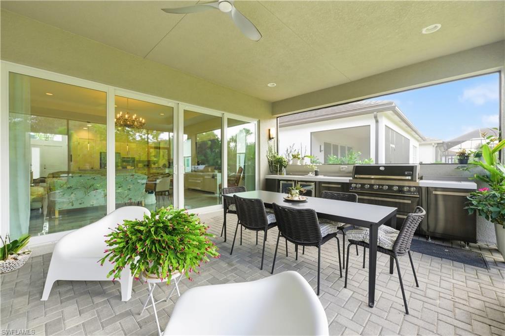 VALENCIA TRAILS - Residential Lease