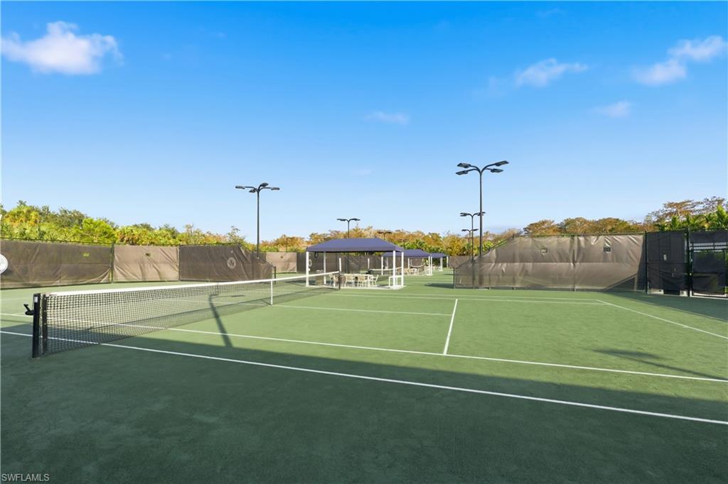 VALENCIA TRAILS - Residential Lease