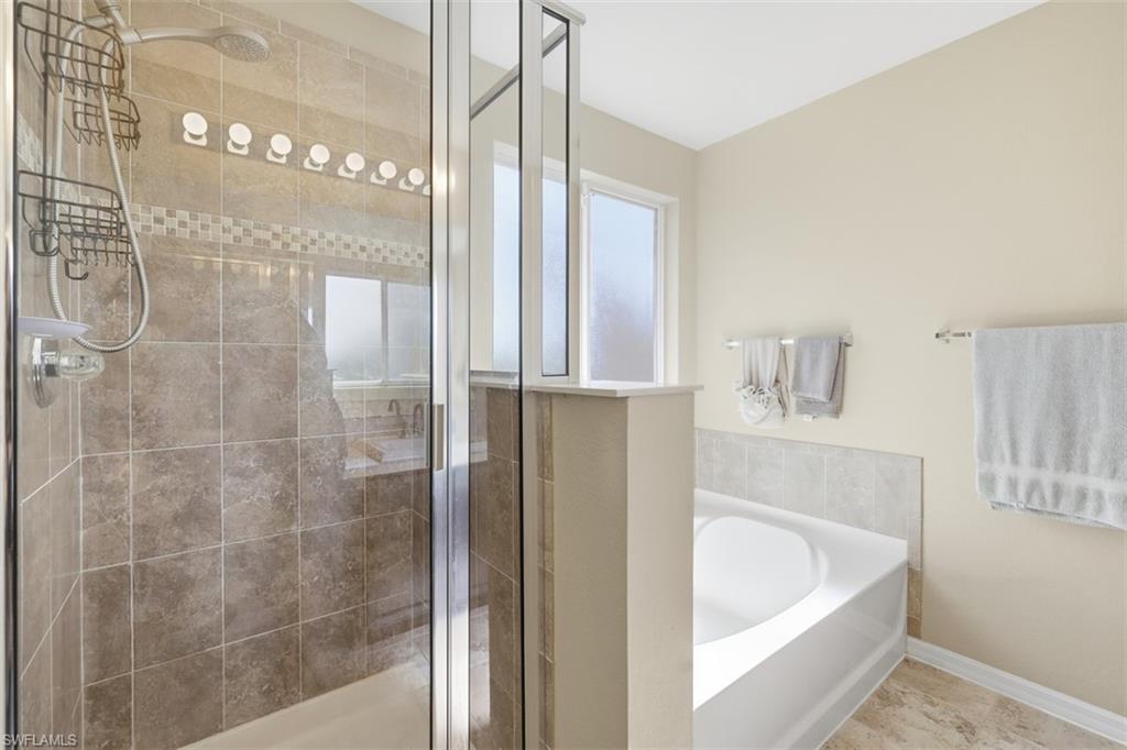 BAYSHORE COMMONS - Residential