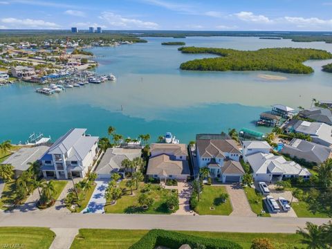 141 Pago Pago DR E NAPLES FL 34113