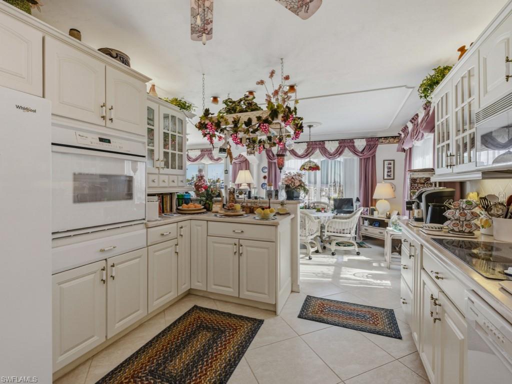 ISLES OF CAPRI - Residential