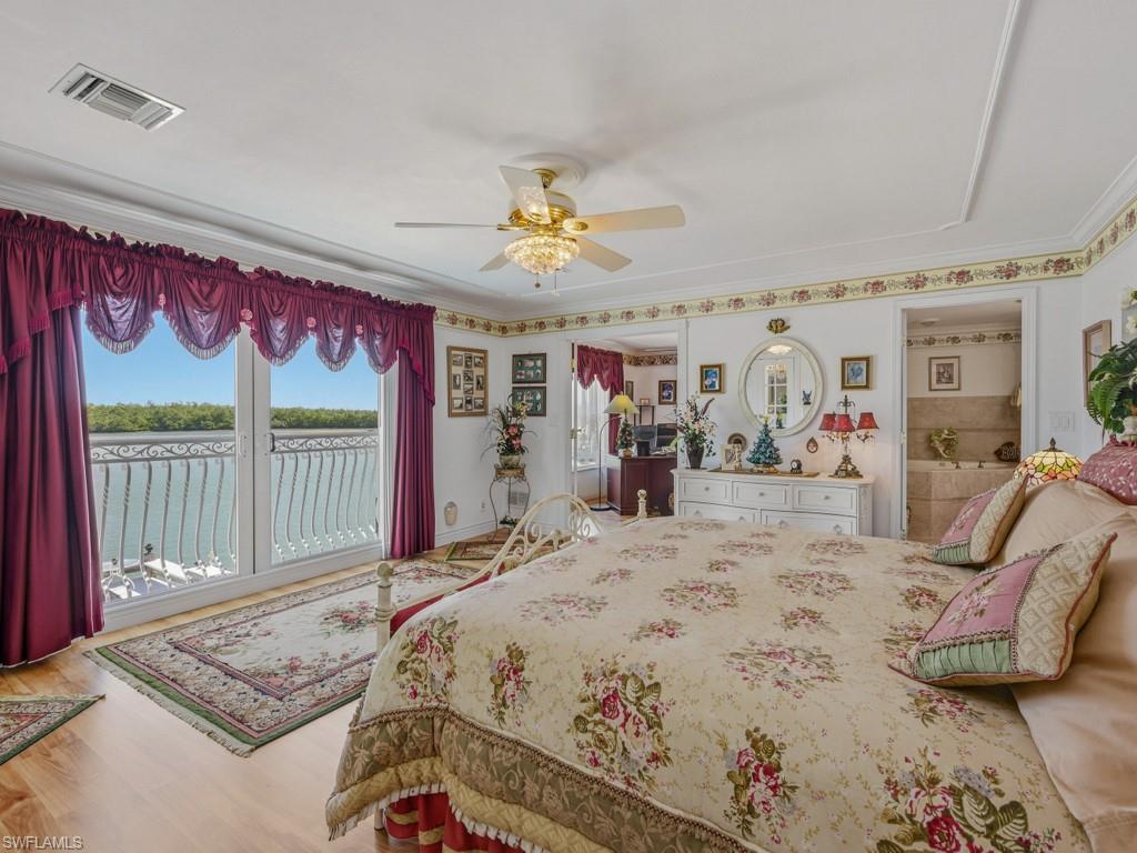 ISLES OF CAPRI - Residential