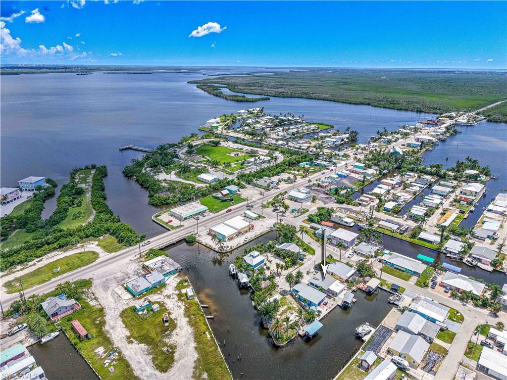 ISLAND HARBORS - Residential