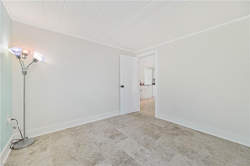 ISLAND HARBORS - Residential