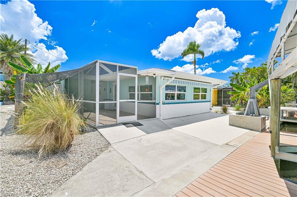 ISLAND HARBORS - Residential