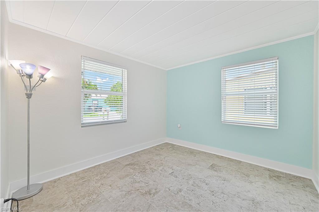 ISLAND HARBORS - Residential