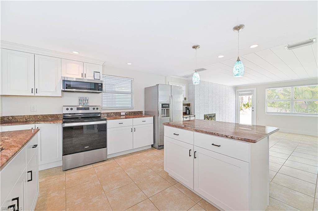 ISLAND HARBORS - Residential