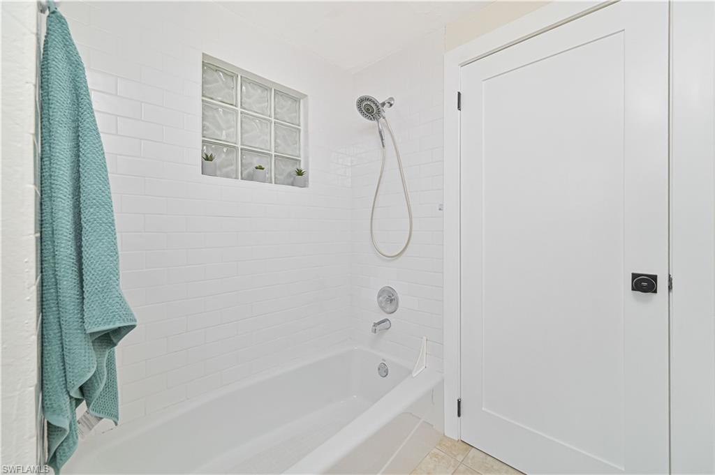 ISLAND HARBORS - Residential