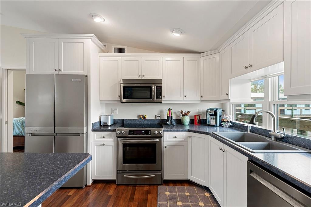 COON KEY PASS FISHING VILLAGE - Residential