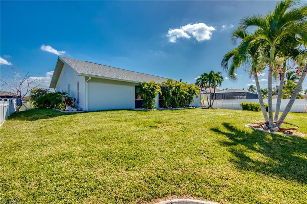 CAPE CORAL - Residential