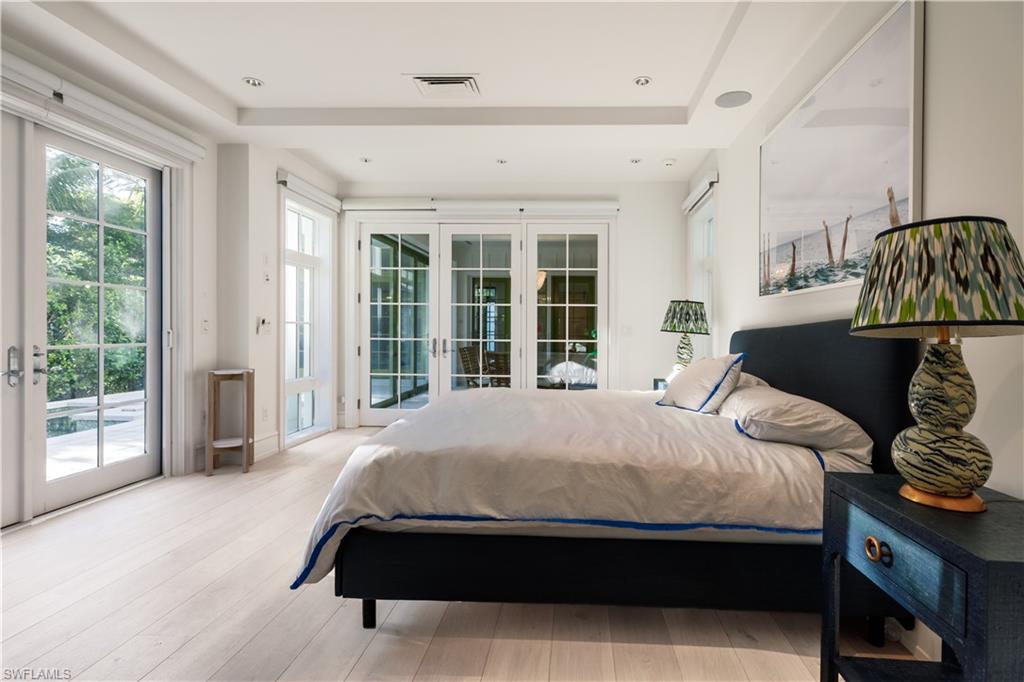 OLDE NAPLES - Residential
