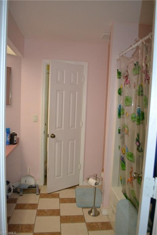 FORT MYERS SHORES - Residential