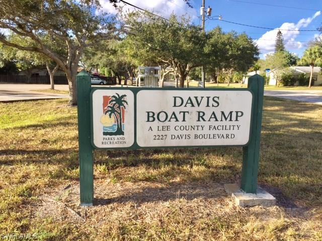 FORT MYERS SHORES - Residential