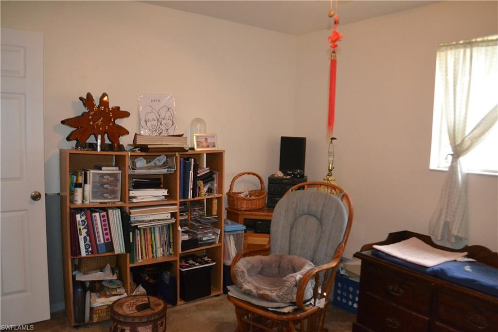 FORT MYERS SHORES - Residential