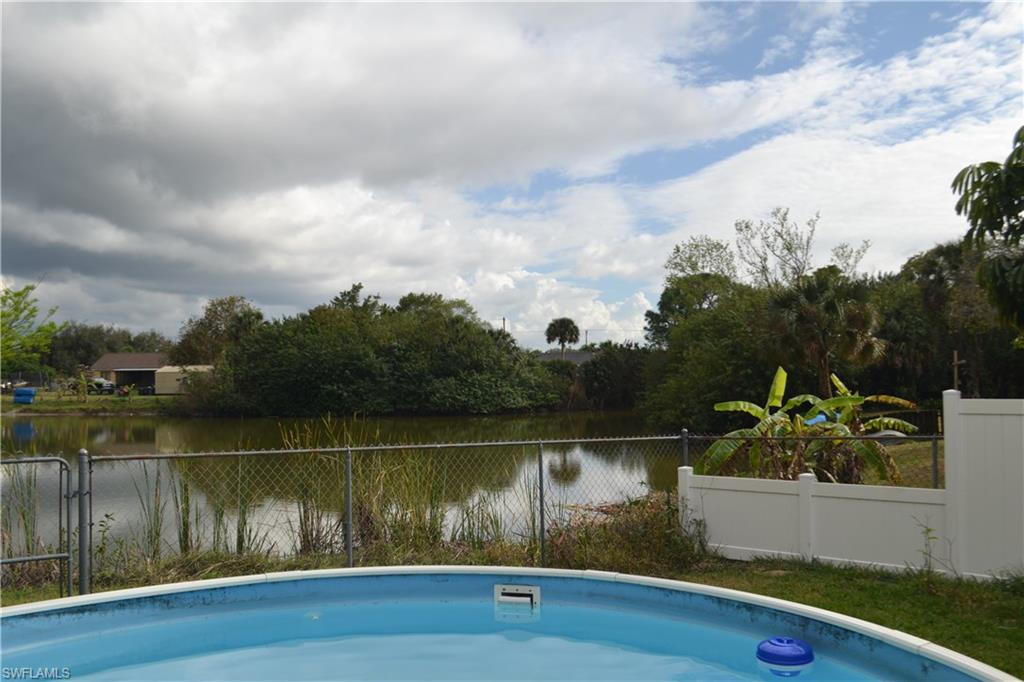 FORT MYERS SHORES - Residential