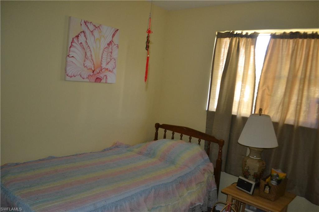 FORT MYERS SHORES - Residential