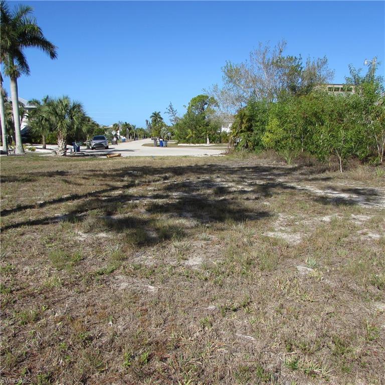 CAPTAINS COVE - Land