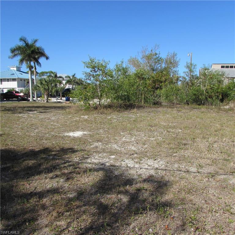 CAPTAINS COVE - Land