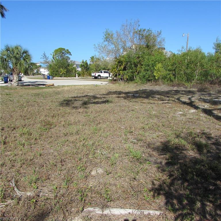 CAPTAINS COVE - Land