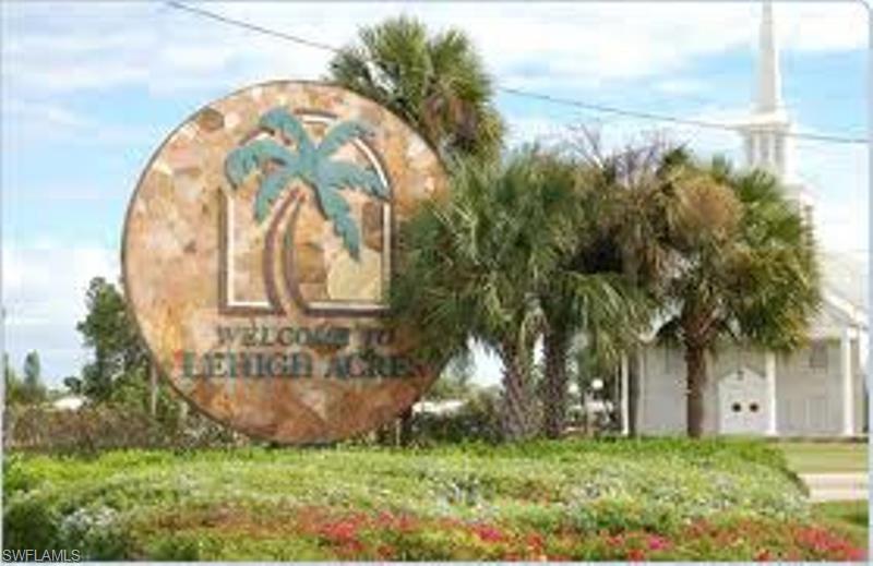 LEHIGH ACRES - Land