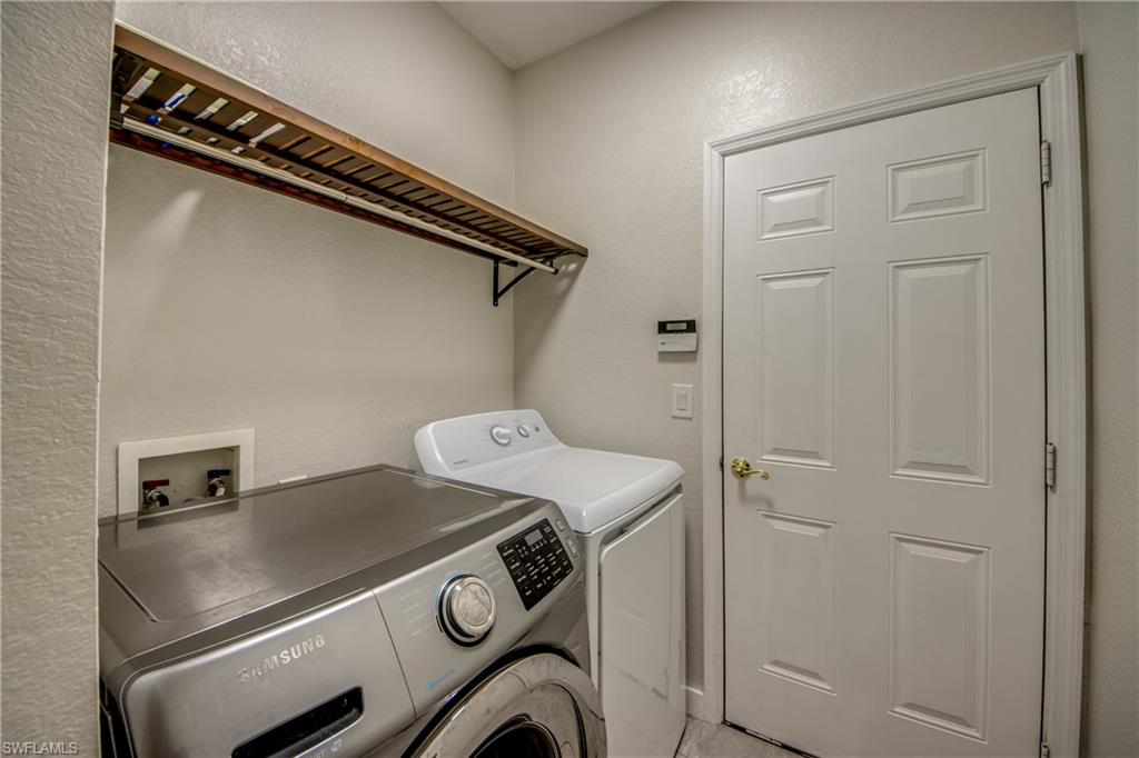 COLONNADE AT FORUM - Residential