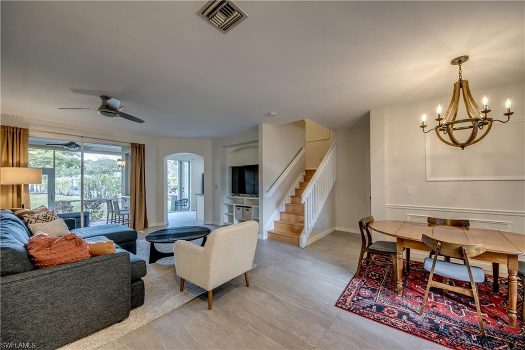 COLONNADE AT FORUM - Residential