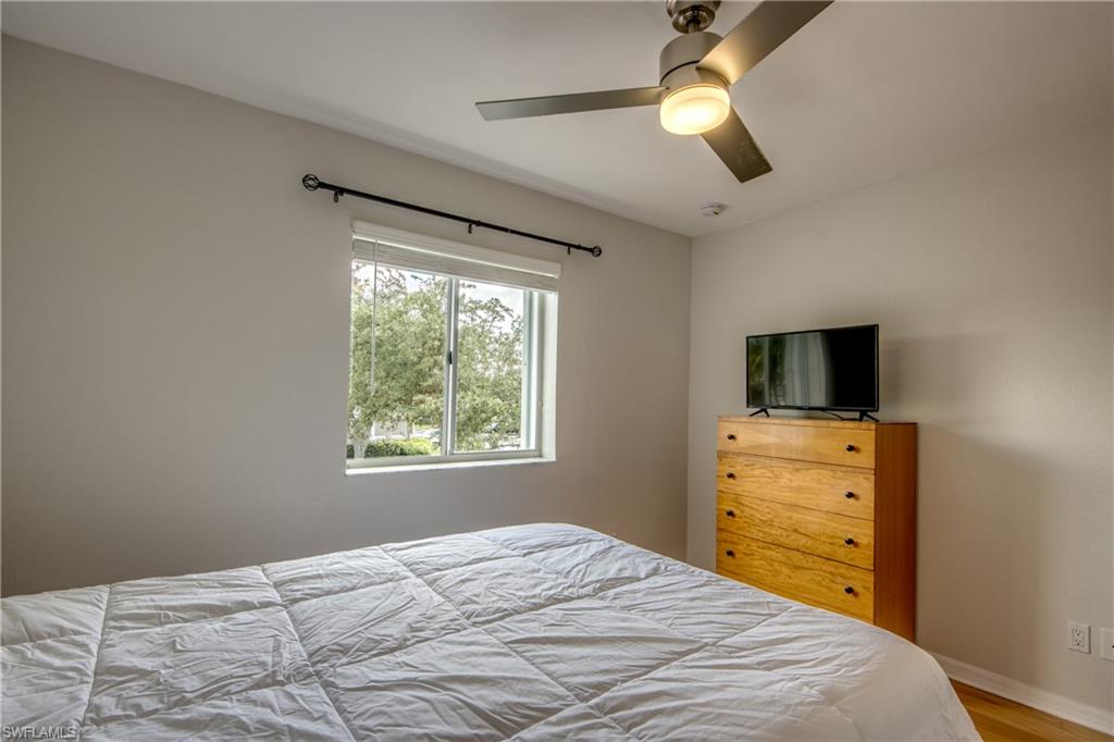 COLONNADE AT FORUM - Residential