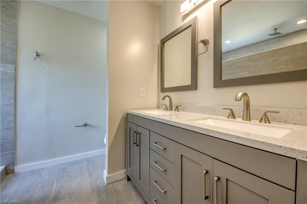 COLONNADE AT FORUM - Residential