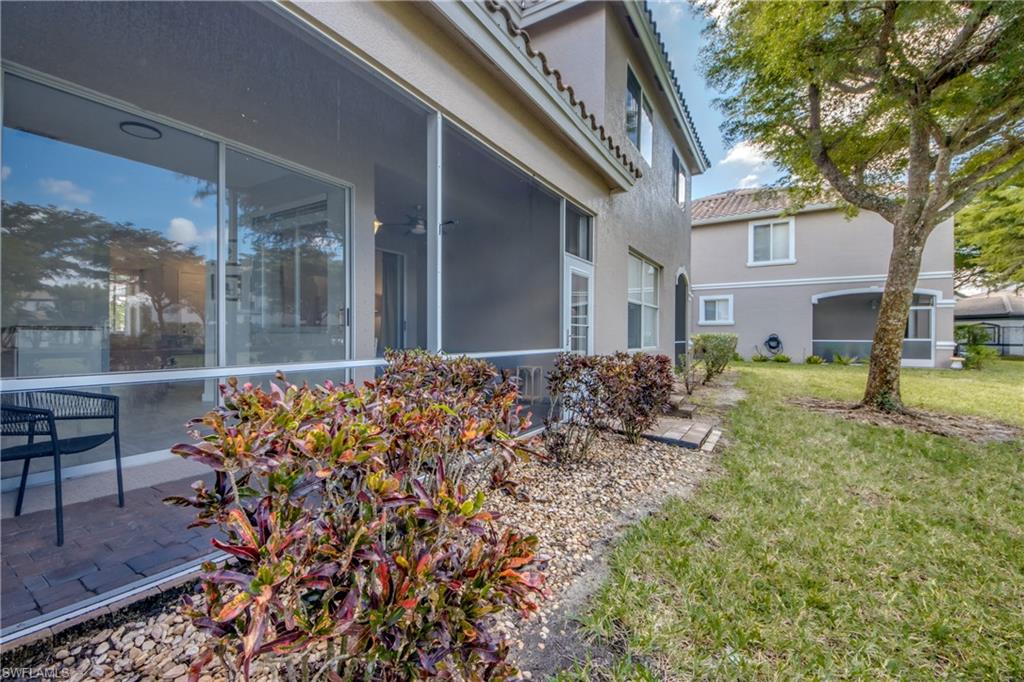 COLONNADE AT FORUM - Residential