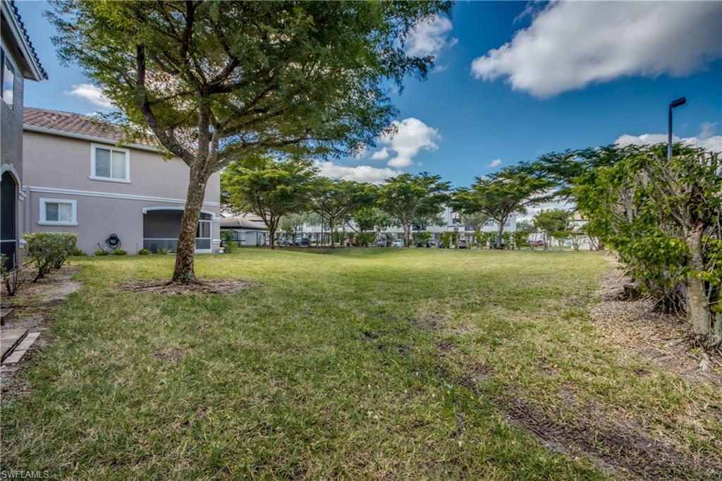 COLONNADE AT FORUM - Residential