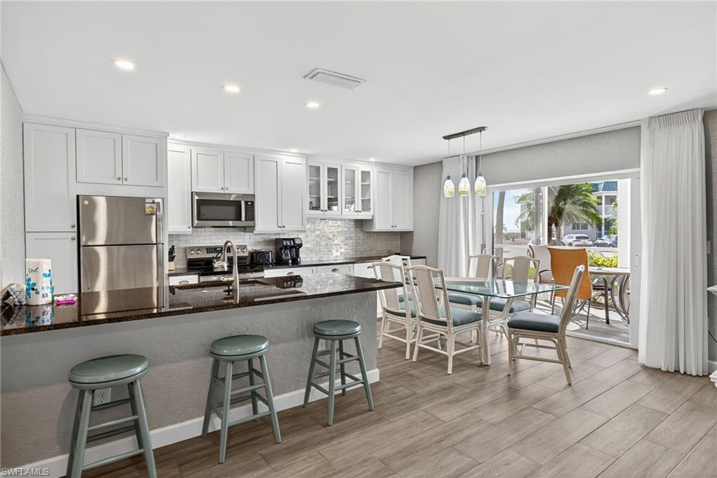 SANIBEL ARMS WEST CONDO - Residential