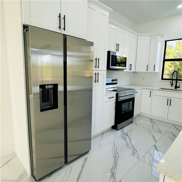 LEISURE ESTATES - Residential