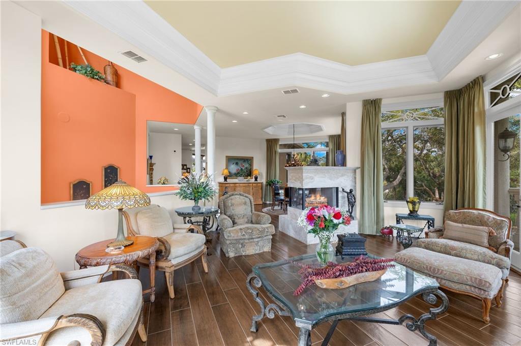 HIDDEN HARBOR - Residential