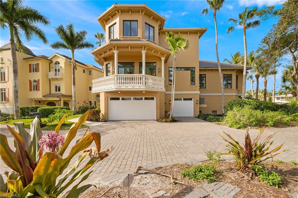 HIDDEN HARBOR - Residential