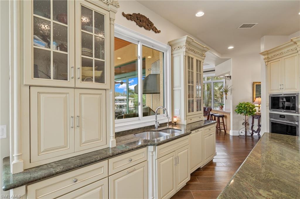 HIDDEN HARBOR - Residential