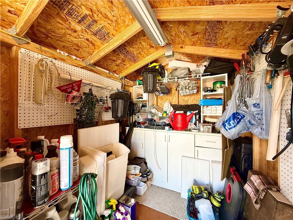 IMPERIAL WILDERNESS - Residential