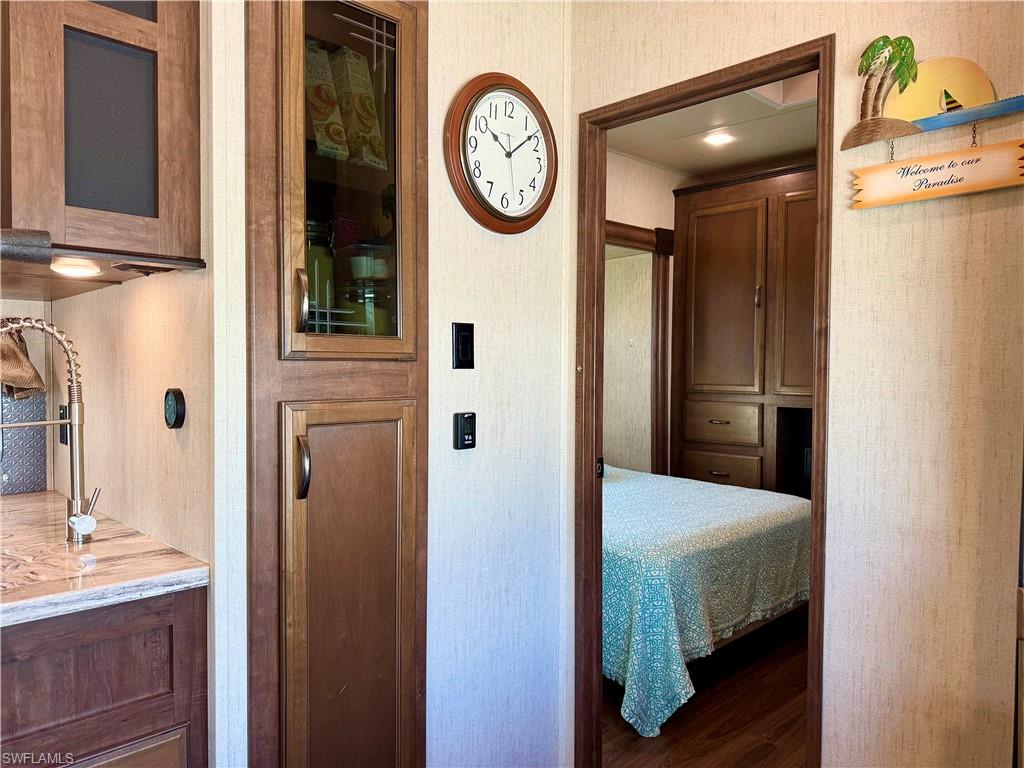 IMPERIAL WILDERNESS - Residential