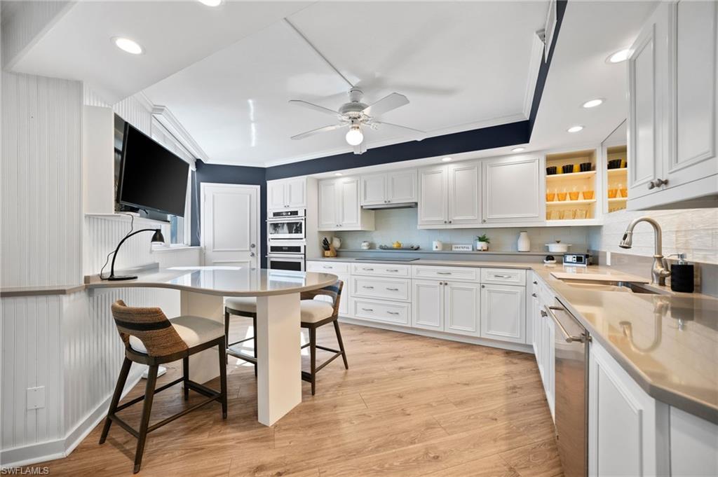 HERON AT PELICAN BAY - Residential