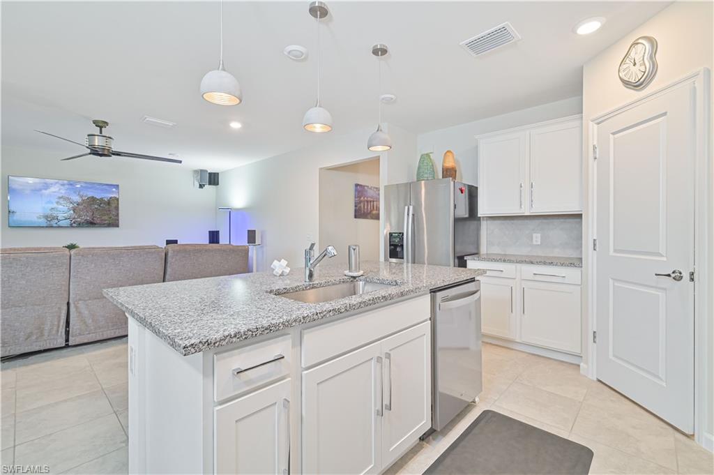 ENCLAVES AT EAGLE LANDING - Residential