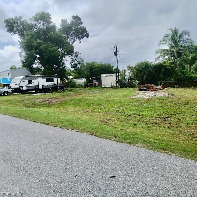 SHELTERING PINES - Land