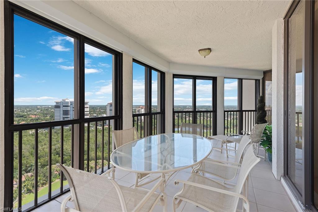 CARLYSLE AT BAY COLONY - Residential