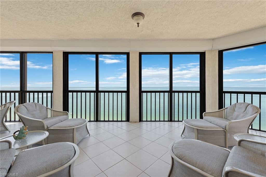 CARLYSLE AT BAY COLONY - Residential