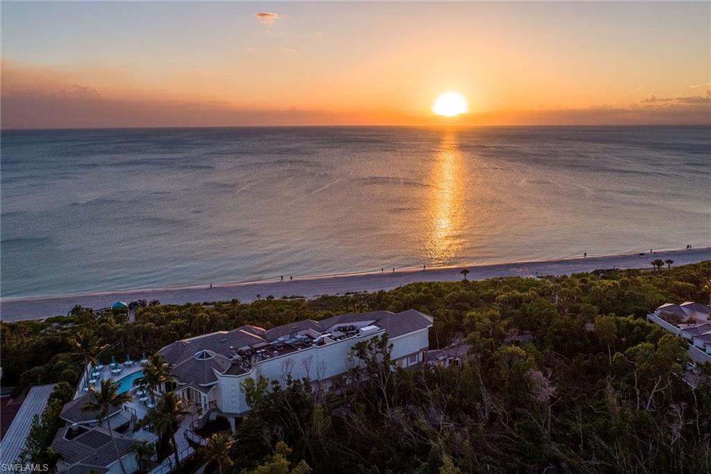 CARLYSLE AT BAY COLONY - Residential