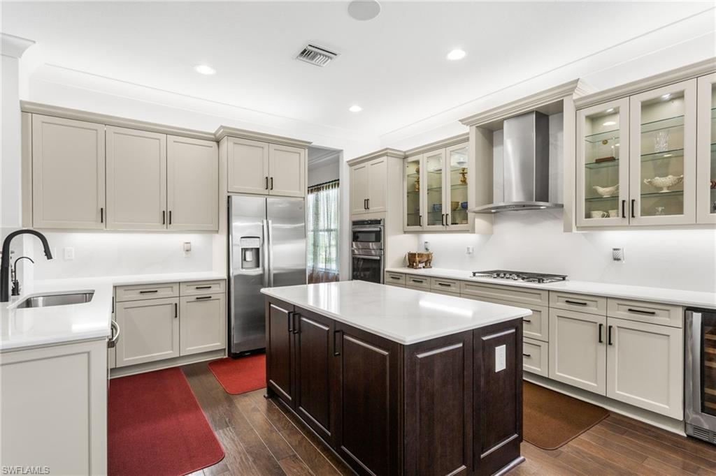 VALENCIA TRAILS - Residential