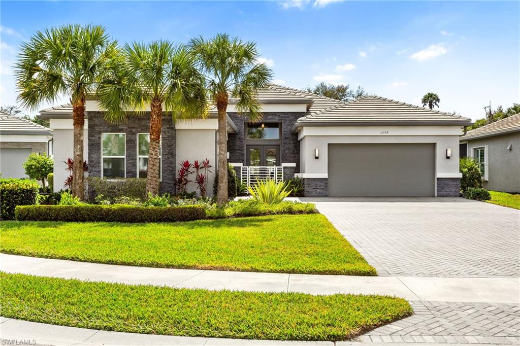 VALENCIA TRAILS - Residential