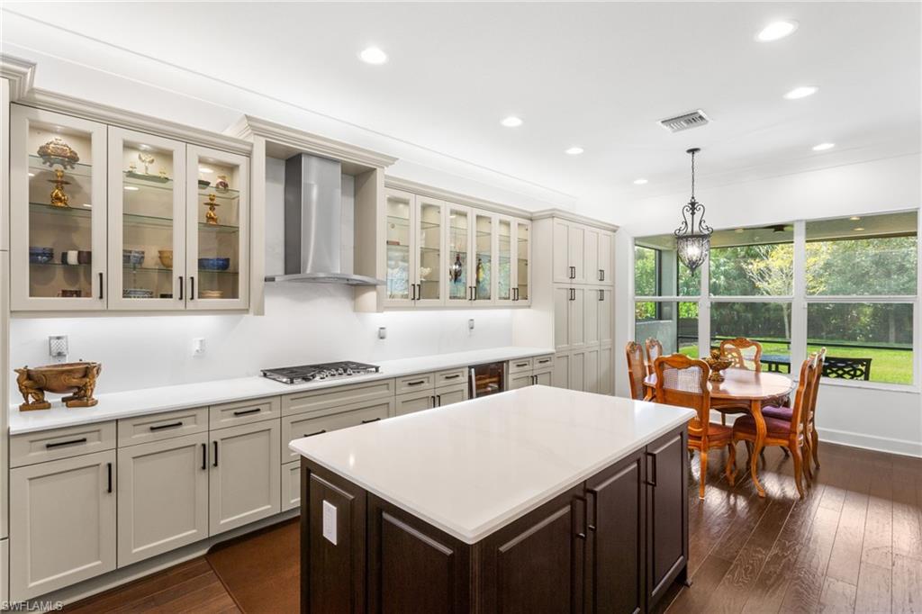 VALENCIA TRAILS - Residential