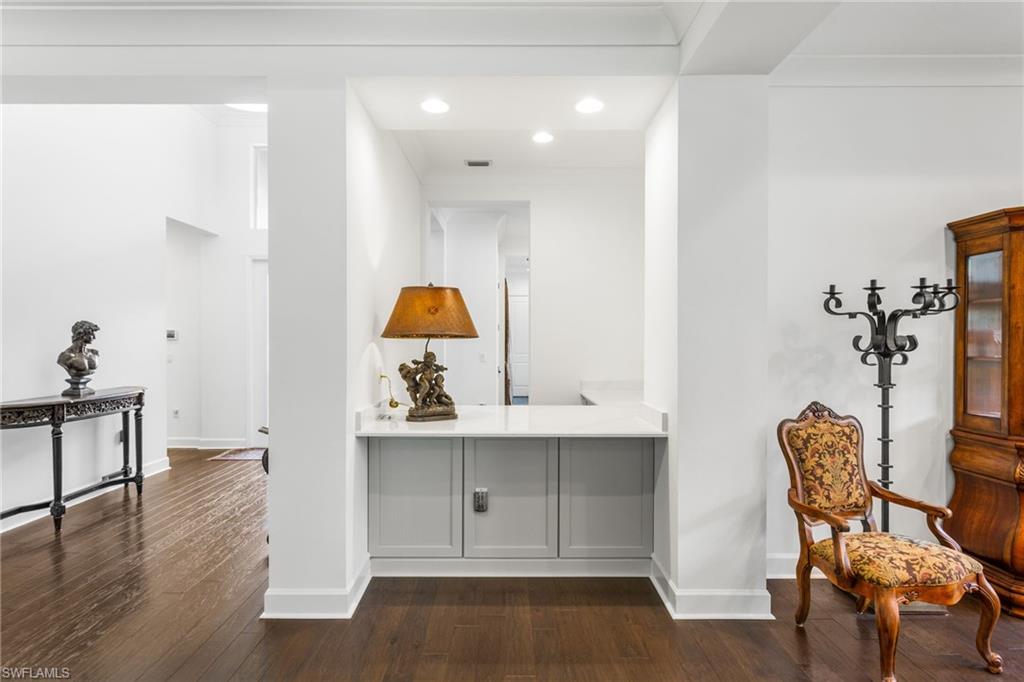 VALENCIA TRAILS - Residential