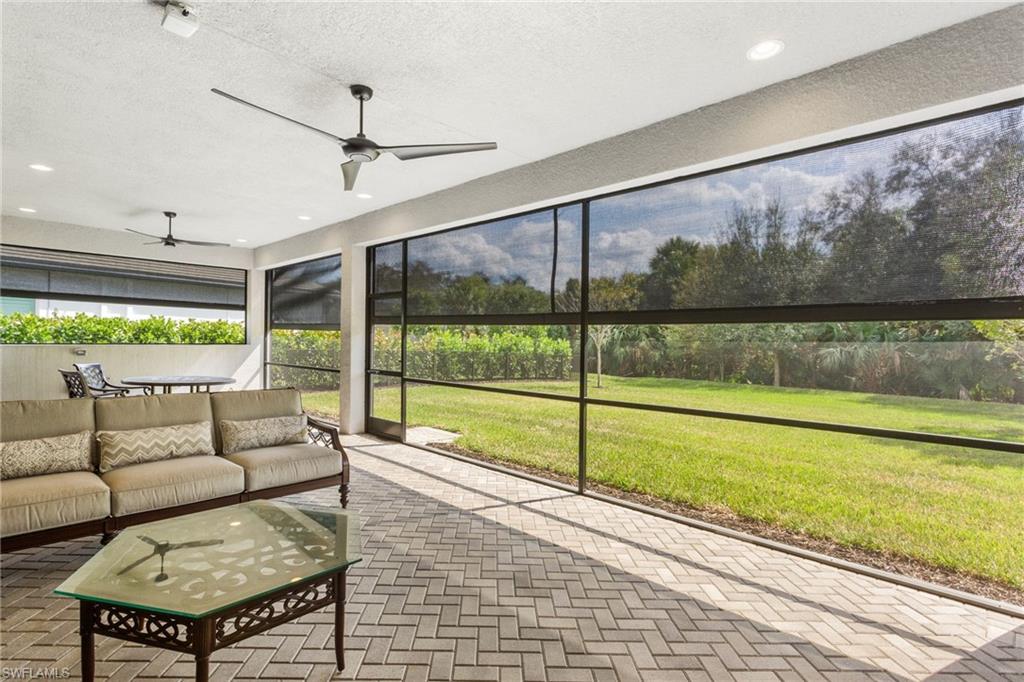 VALENCIA TRAILS - Residential